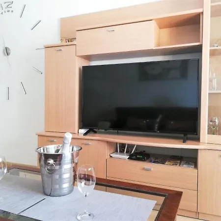 Family - La Torre דירה